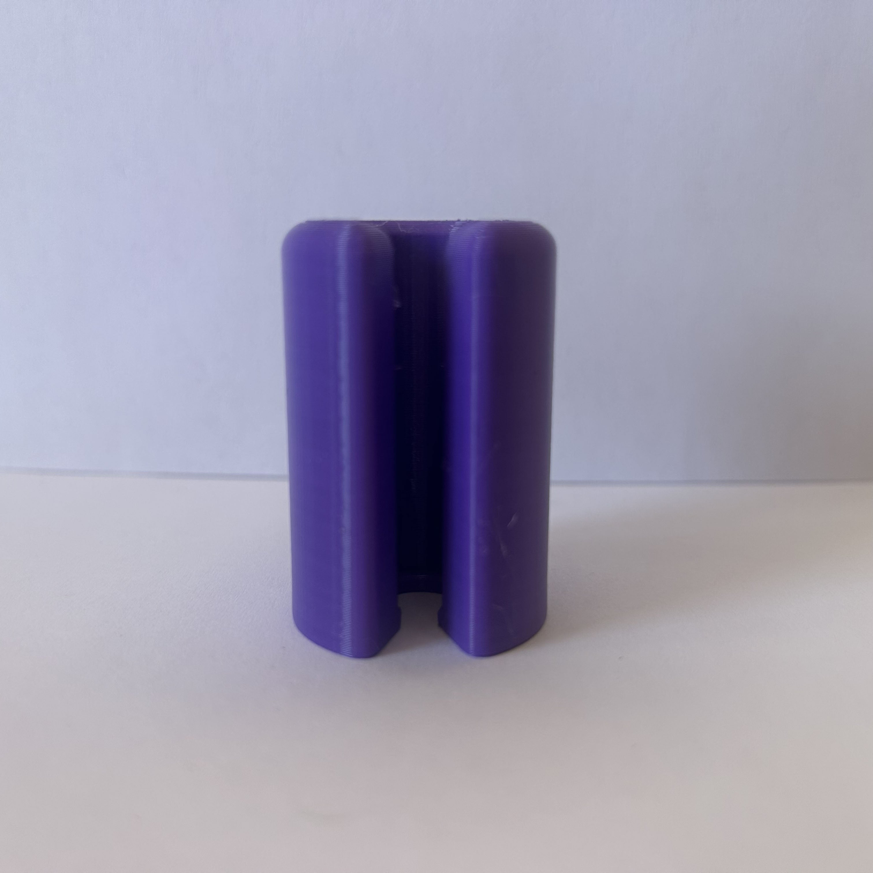 Anywhere Buddy lip balm holder in Purple Perfection