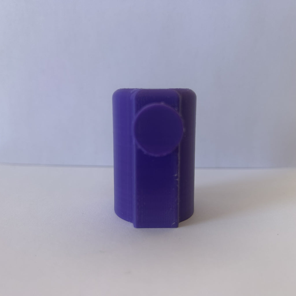 Bagg Buddy lip balm holder in Purple Perfection – view 3