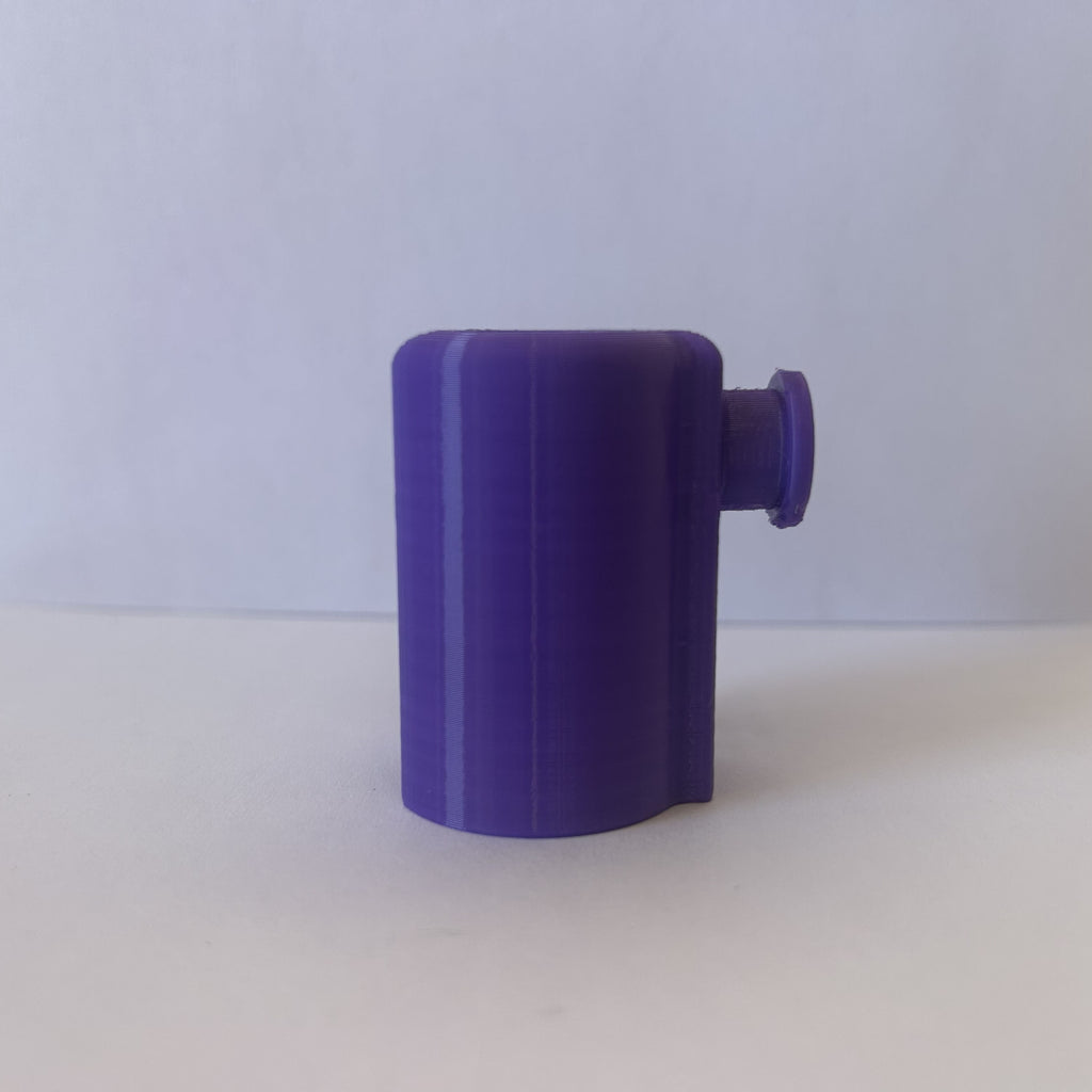 Bagg Buddy lip balm holder in Purple Perfection – view 4