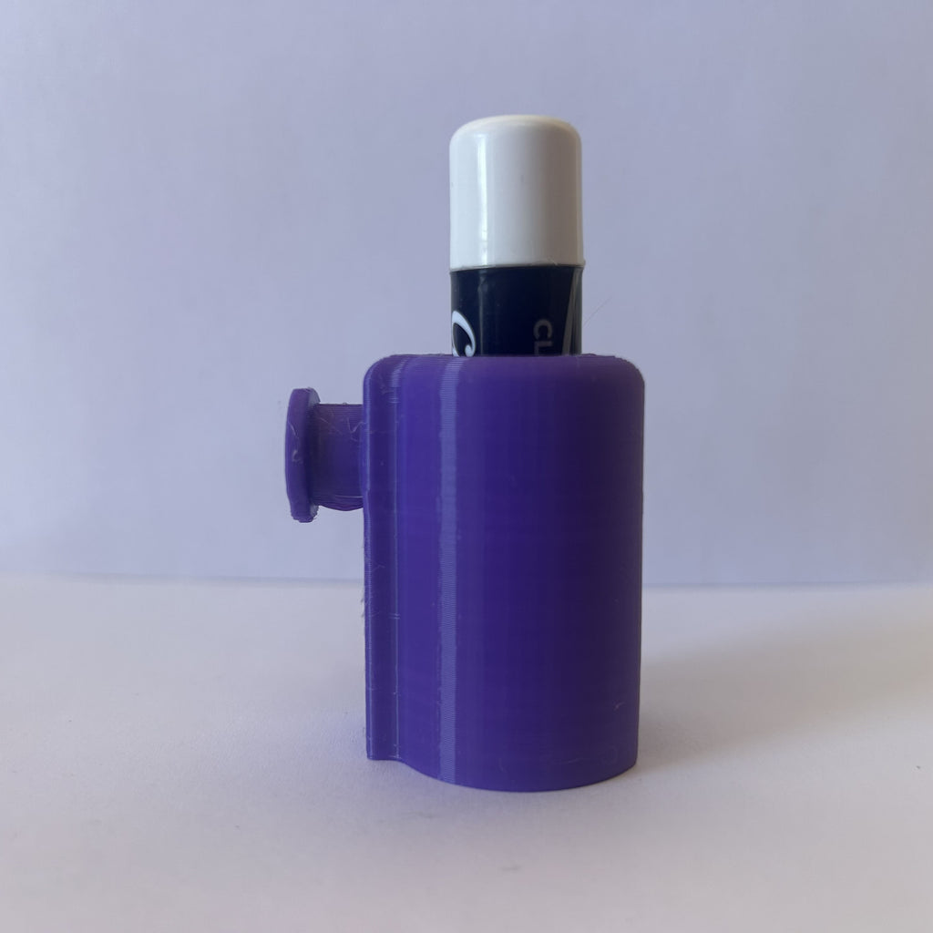 Bagg Buddy lip balm holder in Purple Perfection – view 9