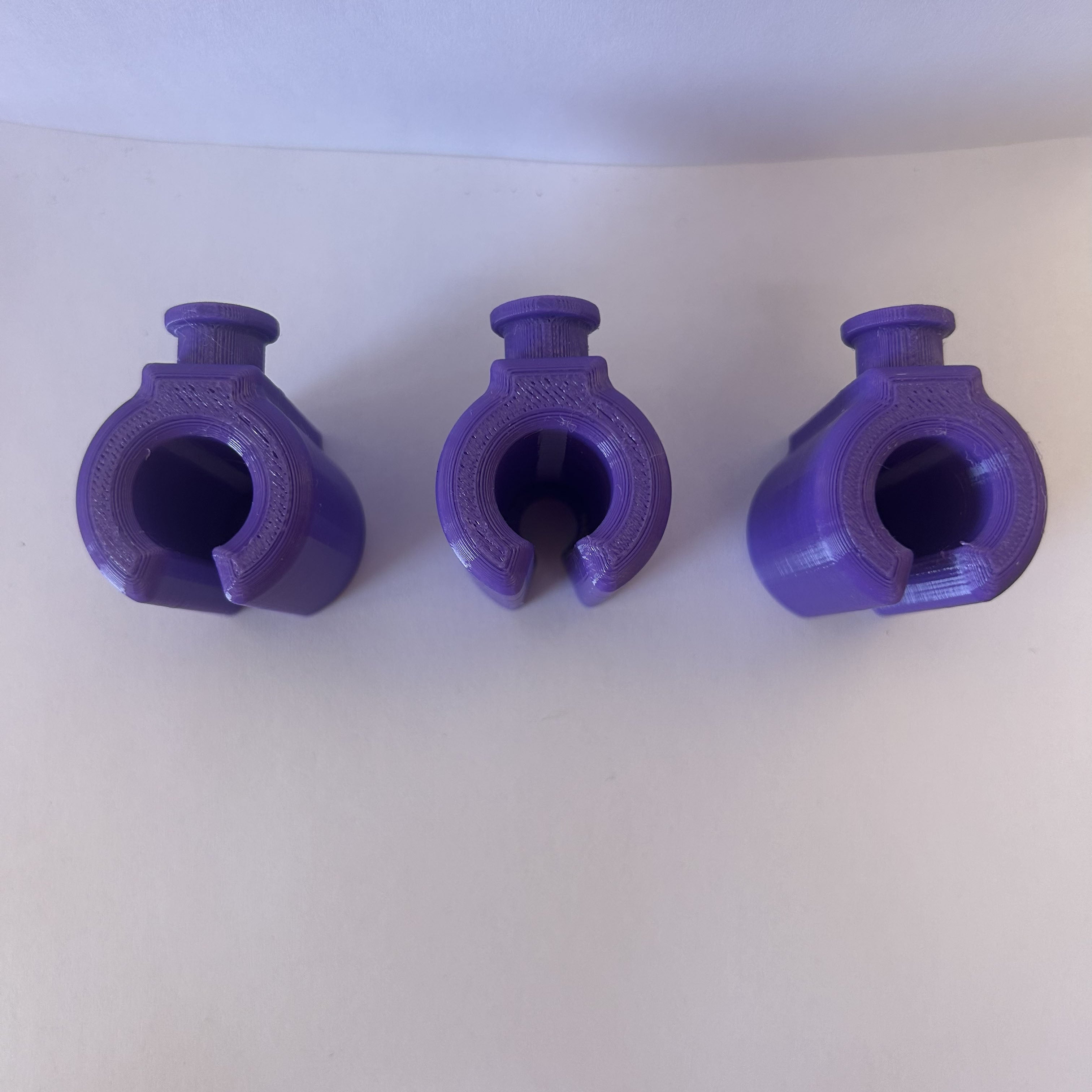Bagg Buddy lip balm holder in Purple Perfection – view 10