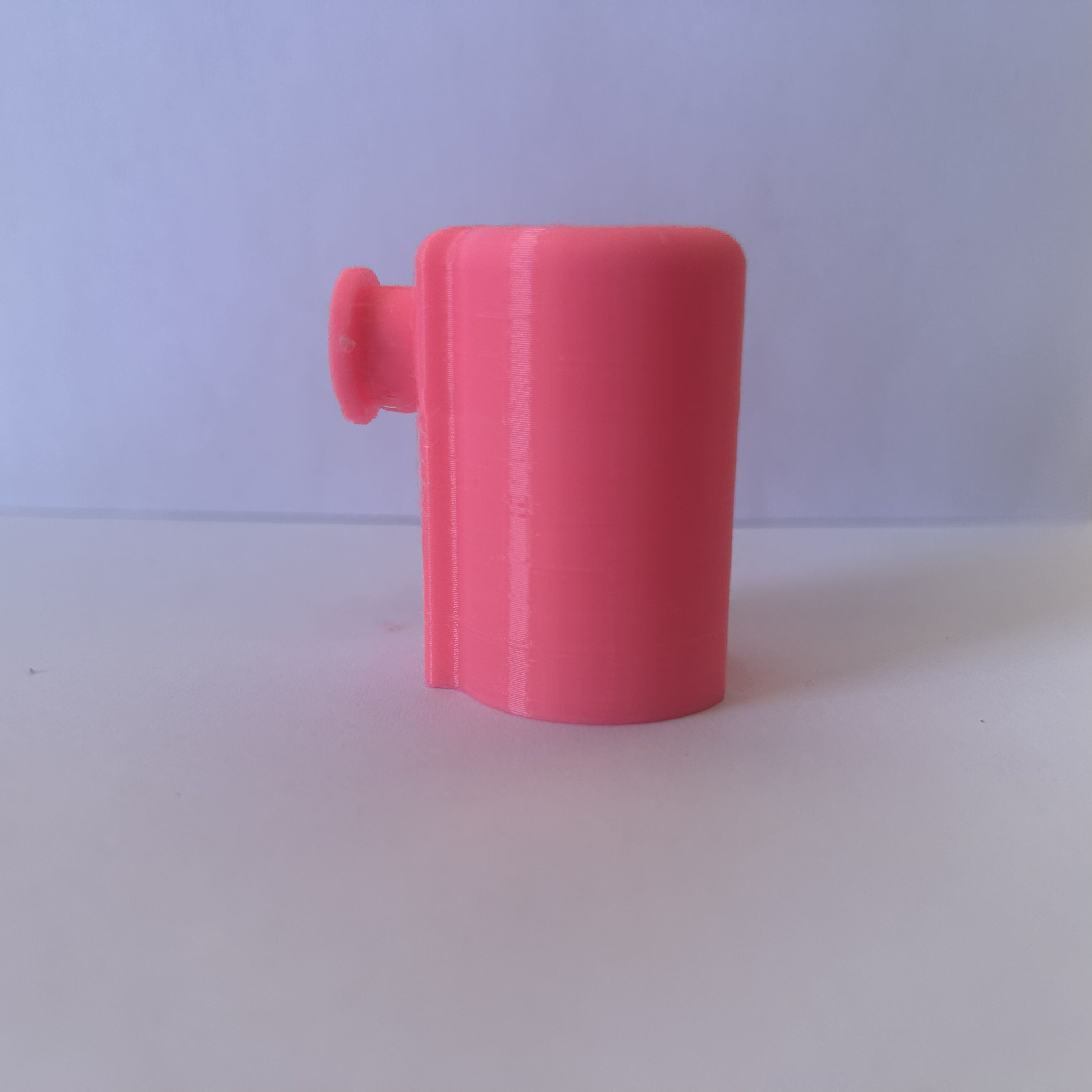 Bagg Buddy lip balm holder in Perennial Pink – view 2