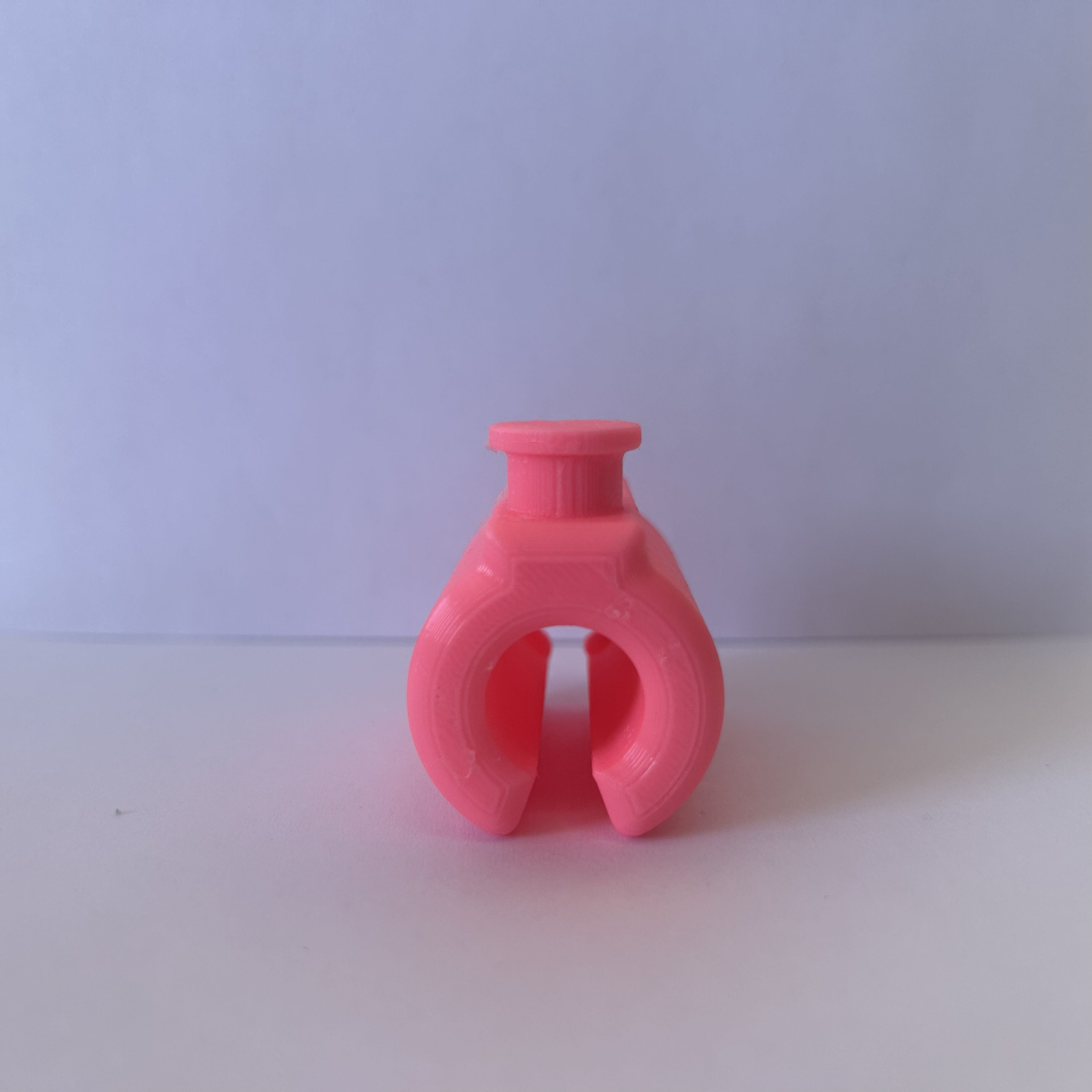 Bagg Buddy lip balm holder in Perennial Pink – view 5